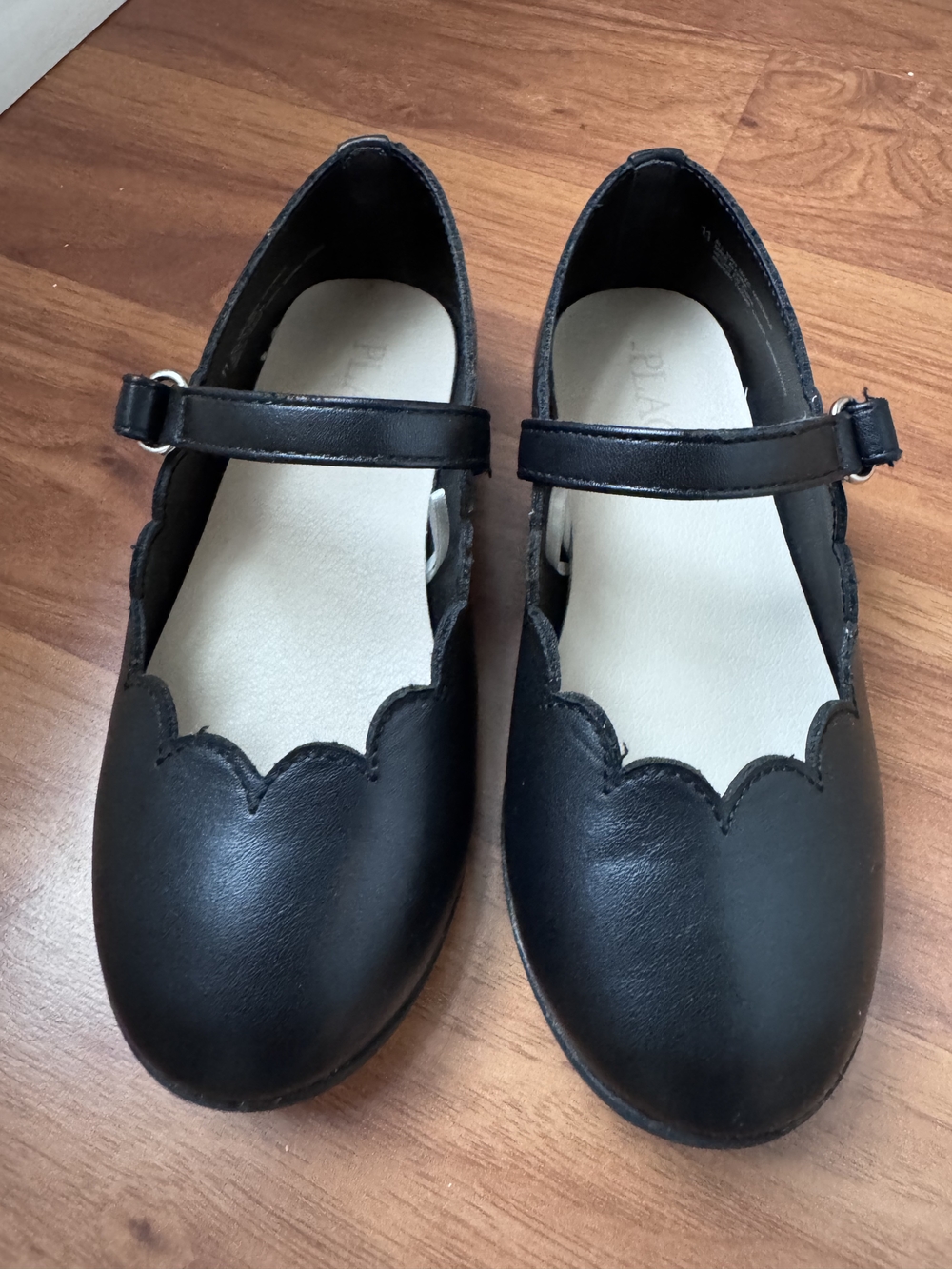 Girls Black Mary Jane Scallop Flats